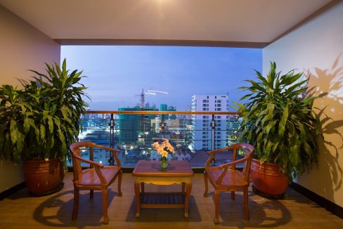 Spacious Three Bedrooms Apartment for Rent In Boeng Keng Kang (10)