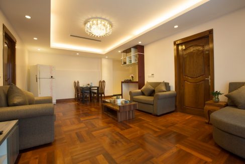 Spacious Three Bedrooms Apartment for Rent In Boeng Keng Kang (6)