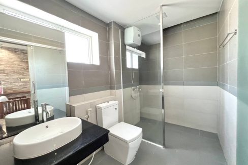 Modern One Bedroom Apartment for Rent in Tonle Bassac (4)