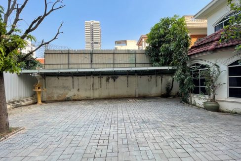 Villa for Rent with Best location in Bkk1 (11)