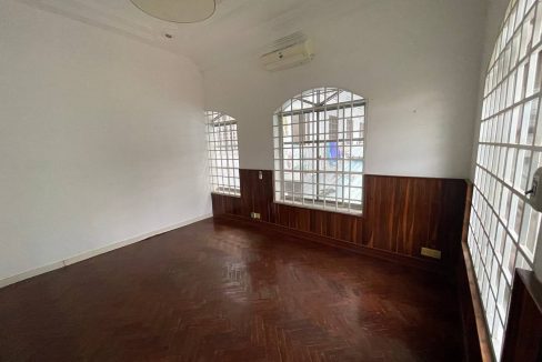 Villa for Rent with Best location in Bkk1 (2)