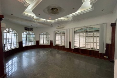 Villa for Rent with Best location in Bkk1 (3)