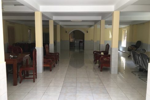 House for Rent with Best location in Doun Penh (2)