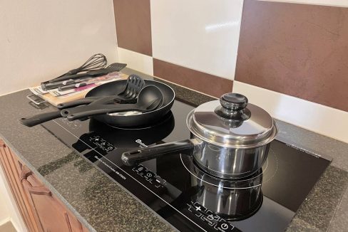 Modern Studio Apartment for Rent in Tonle Bassac (8)