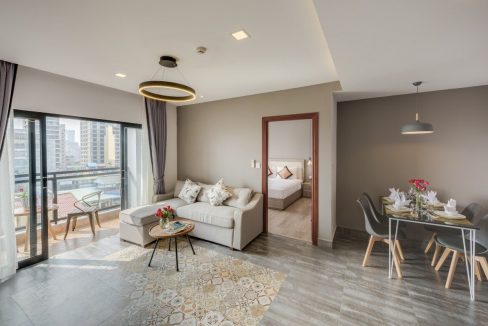 Modern Two Bedrooms Apartment for Rent in Daun Penh (4)