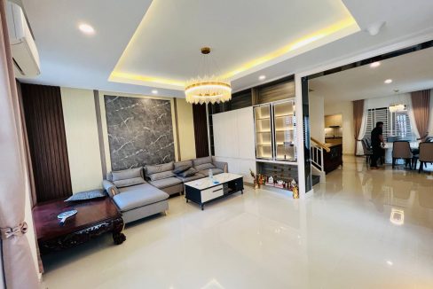 Twin A Villa For Sale In Borey Peng Huoth Boeng Snor (9)
