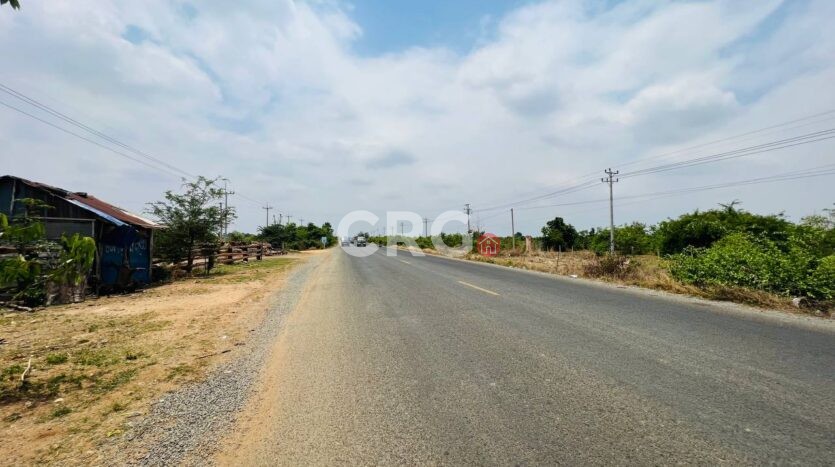 64 ha Land for Sale in Kampong Speu