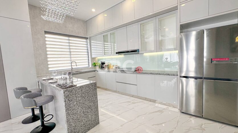 Luxury 2-Storey Relax-Villa for Sale Phnom Penh